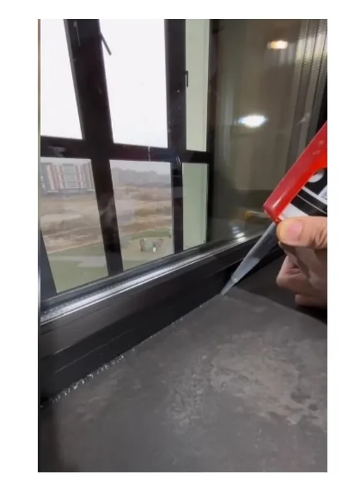 Герметик силиконовый санитарный , шоколад (58) 280 мл