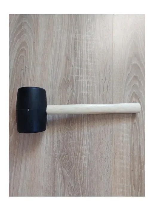 Молоток резиновый с дерев.янной рукояткой 450 г