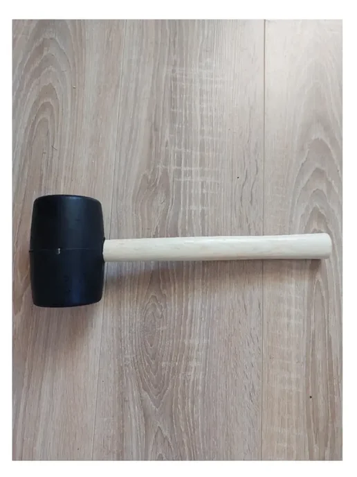 Молоток резиновый с деревянной рукояткой 900 г